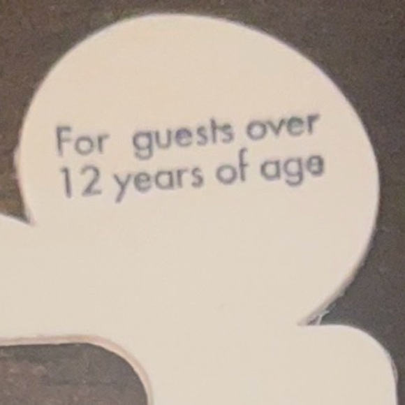 Brand New Disney Mickey Mouse Chandelier Dangle Earrings - Picture 5 of 6